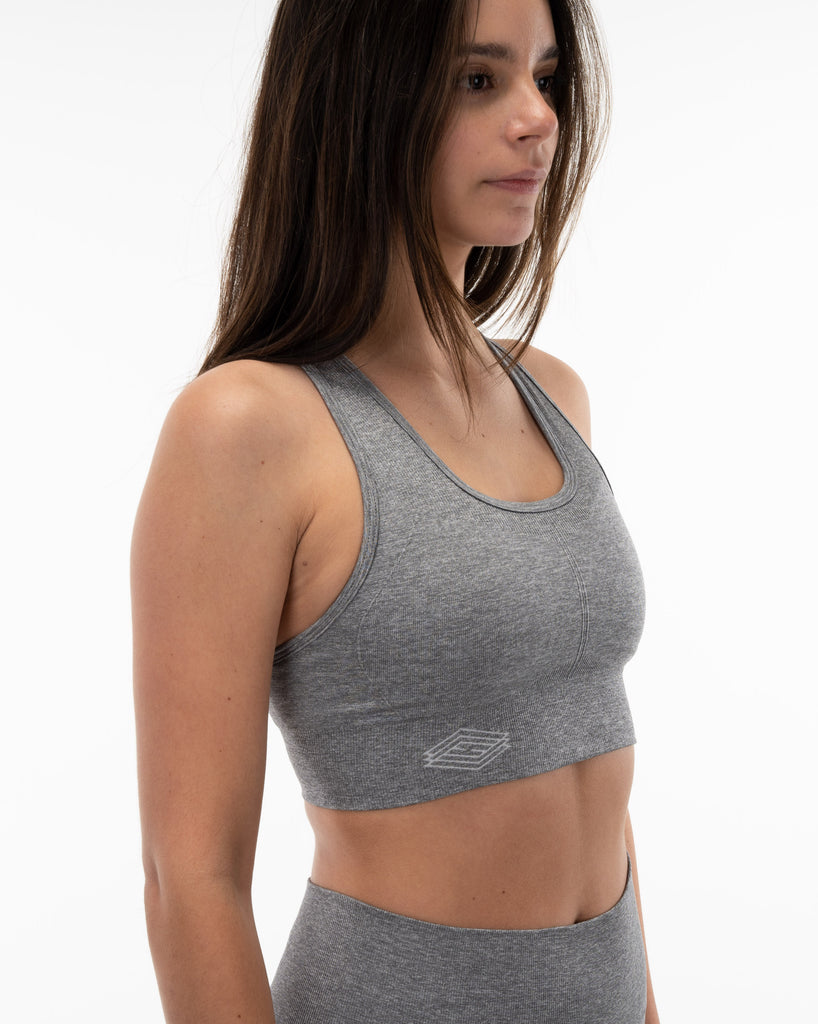 Racer Back Seamless Knit Quick Dry Sports Bra And Shorts Set In