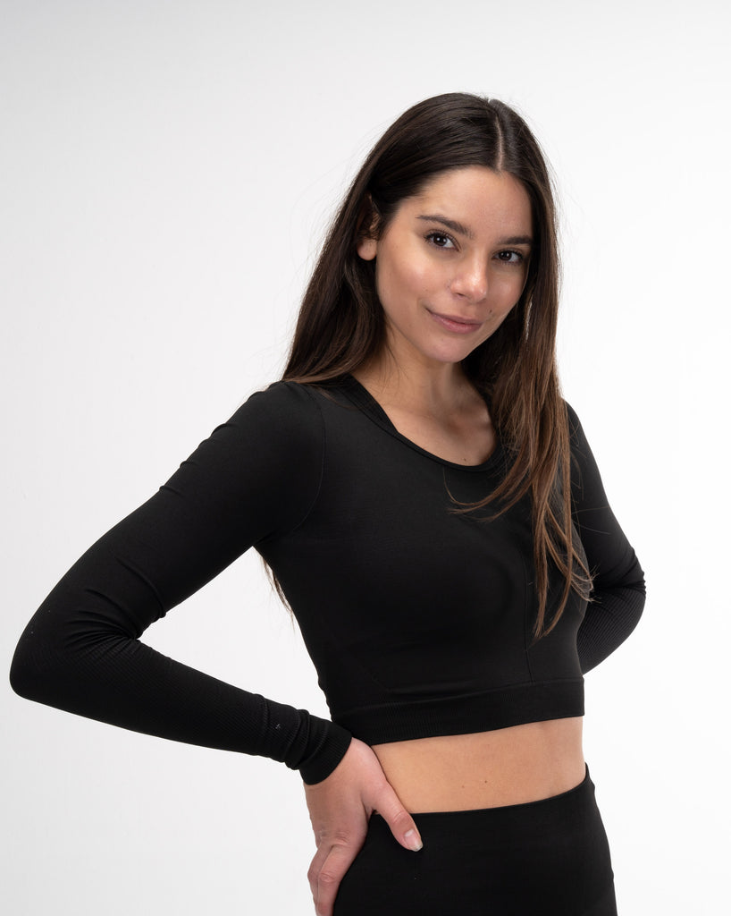 Ambiance apparel stretchy black crop top with cap - Depop